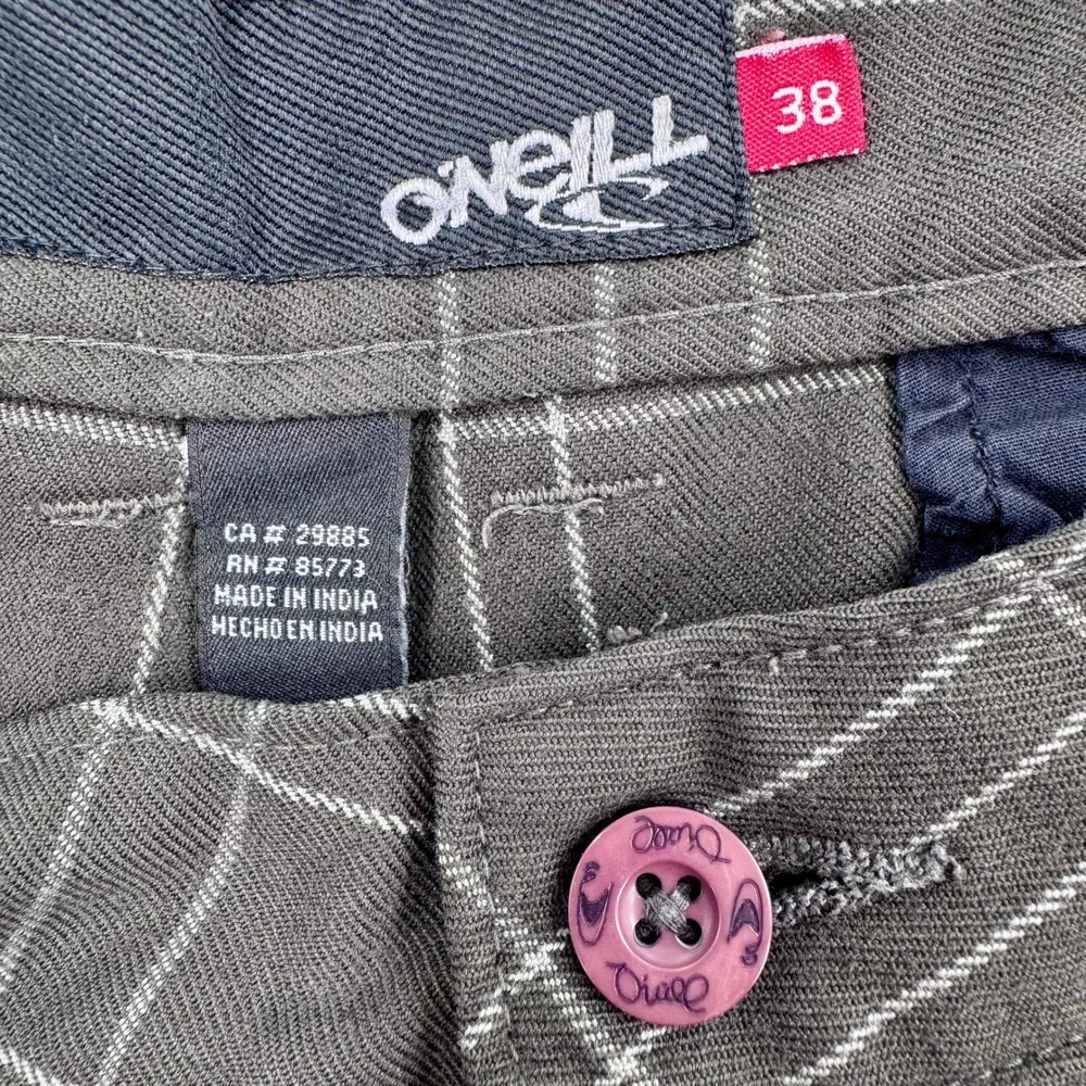 Vintage Y2K ONeill Conquest Hybrid Shorts Men 38 Grey Plaid Walkshorts 7341900